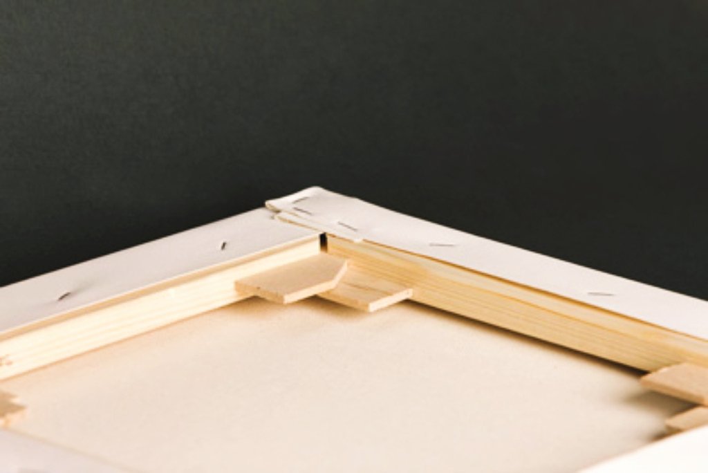 How to Stretch a Canvas After Buying a Rolled Painting