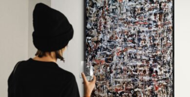 Is Commissioned Abstract Art Right for You?